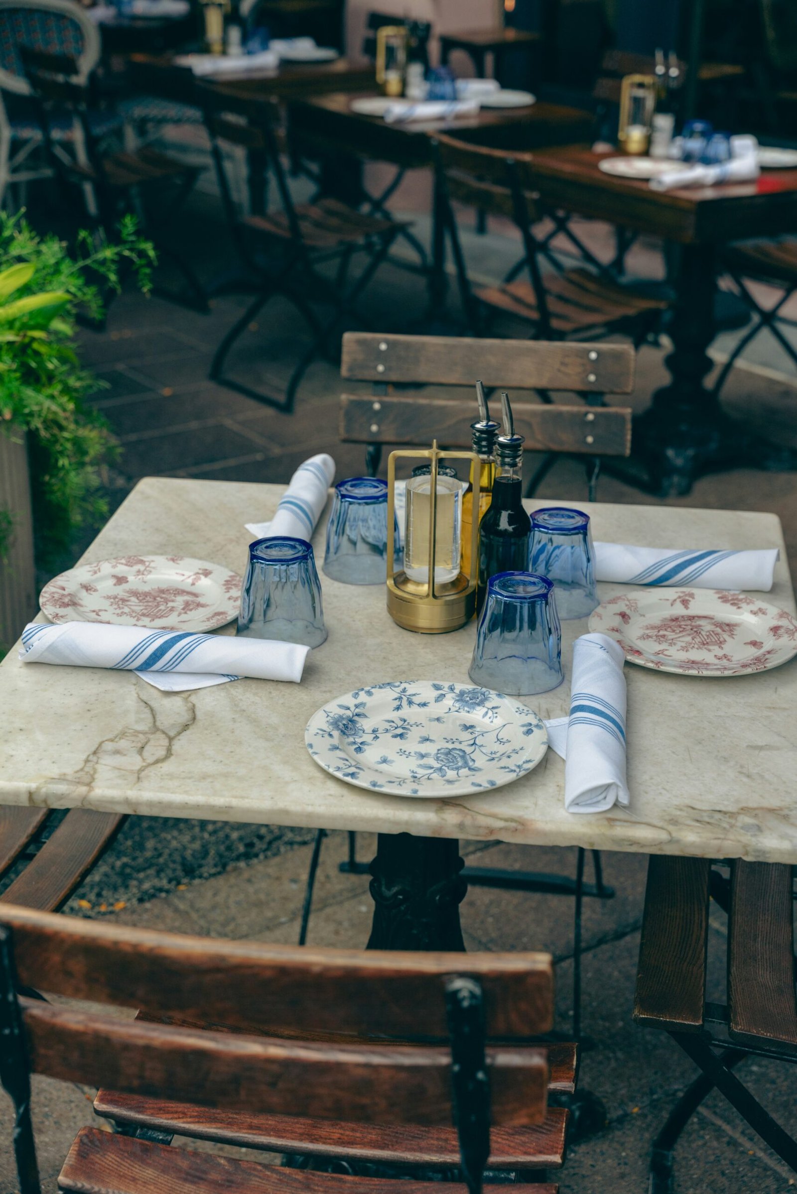 Outdoor seating of a restaurant hmbl consulted for